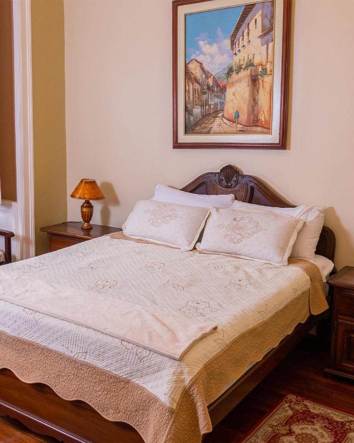 Casa Colonial Quito Otel Dış mekan fotoğraf